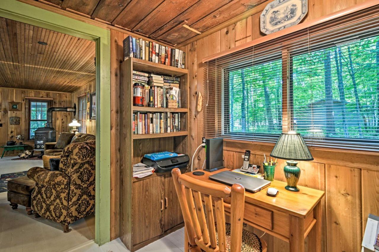 Pet-Friendly One Crow Cottage In Harbor Springs! 外观 照片